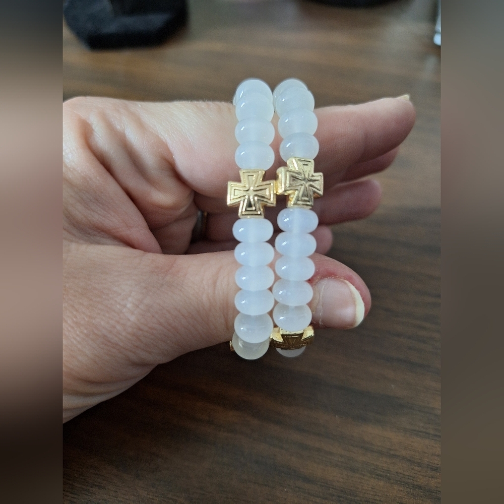 Boutique white beaded bracelet set